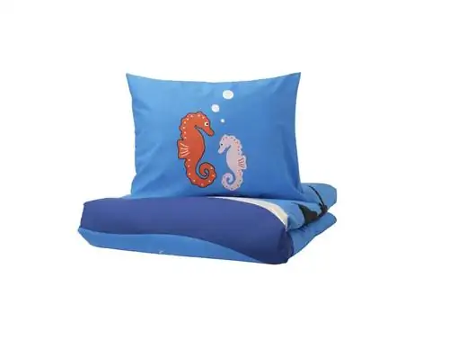 Пододеяльник с наволочкой с морскими коньками из коллекции ИКЕА БЛОВИНГАД.