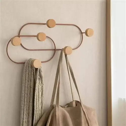 Настенная вешалка для верхней одежды Kenay Home.