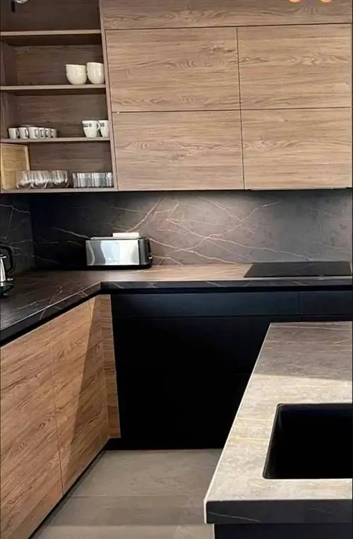 Кухня дома Хелен Линдес на Лансароте.