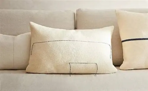 Шерстяной чехол для подушки Zara Home.