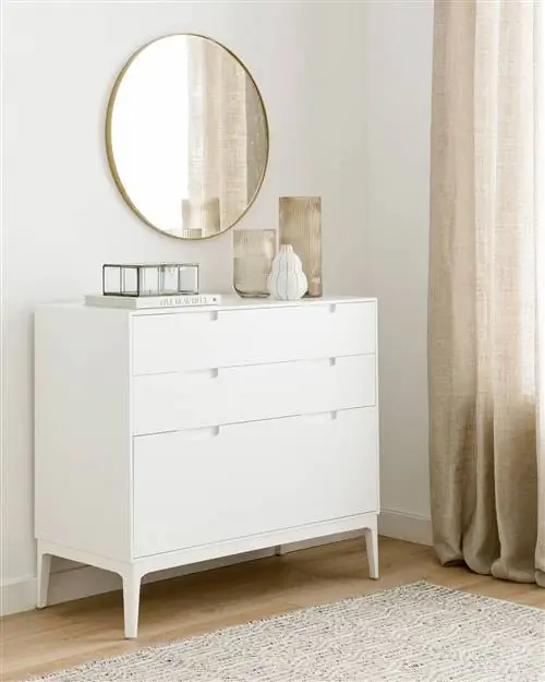 Белый комод от Kenay Home