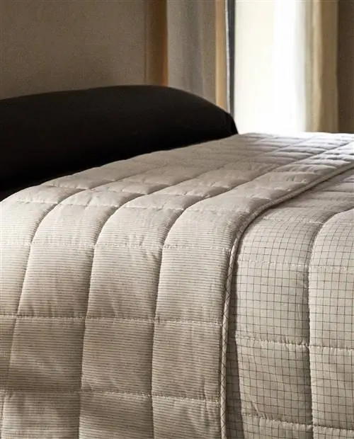 двустороннее одеяло от Zara Home