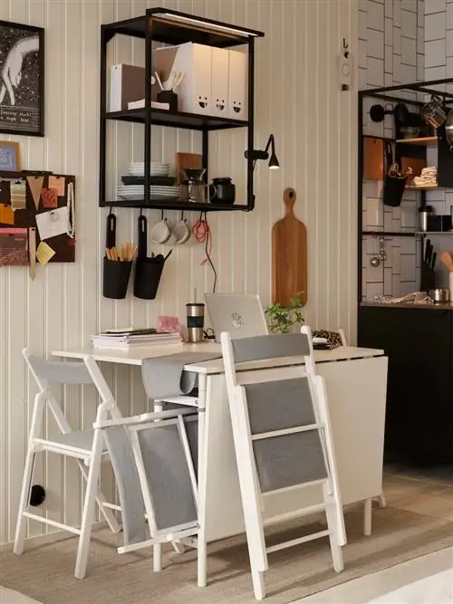 Стол КАЛЛХЭЛЛЬ от ИКЕА.