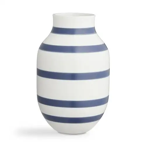 Большая декоративная ваза Omaggio высотой 30,5 см в Nordic Nest.