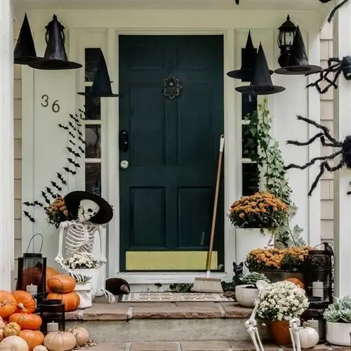украшение двери на хэллоуин