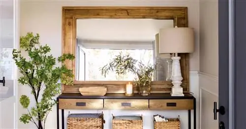 13 невероятных идей, как изменить убранство скучной прихожей (включая видео)