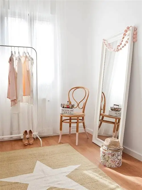 осел для одежды