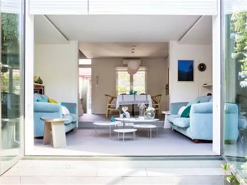 классный дом с верандой