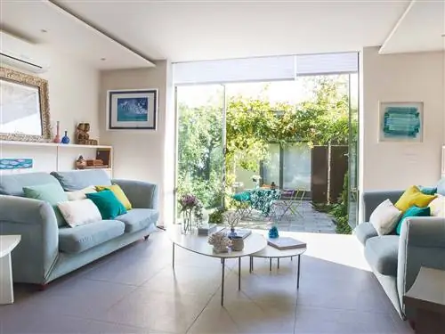 классный дом с верандой