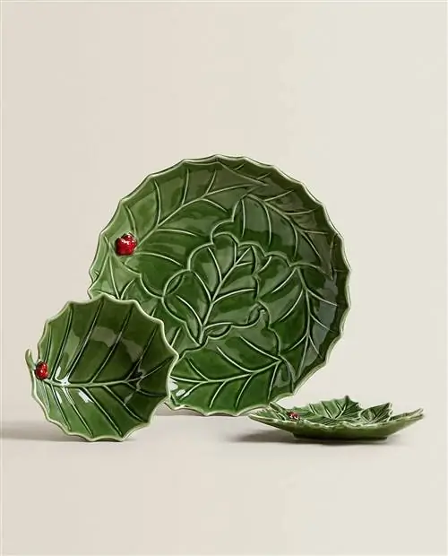 Посуда: Холли