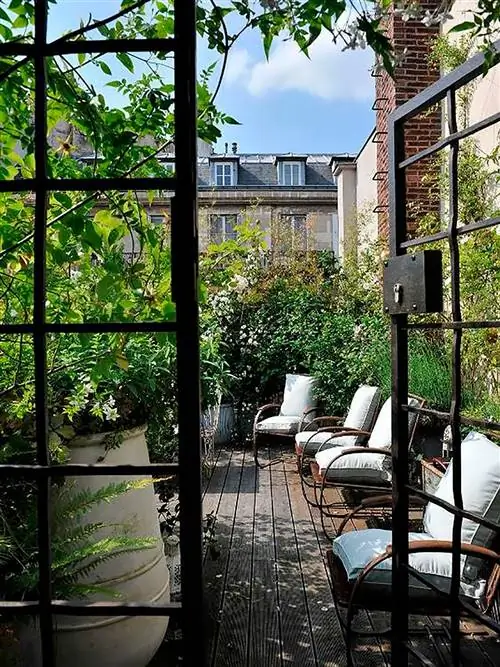 Мебель, стекло, светильник, мебель для улицы, утюг, дневное освещение, стул, горшок, дом, дом,