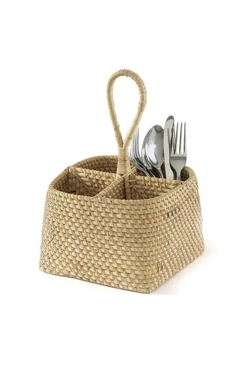 Лоток для столовых приборов из ротанга с четырьмя отделениями
