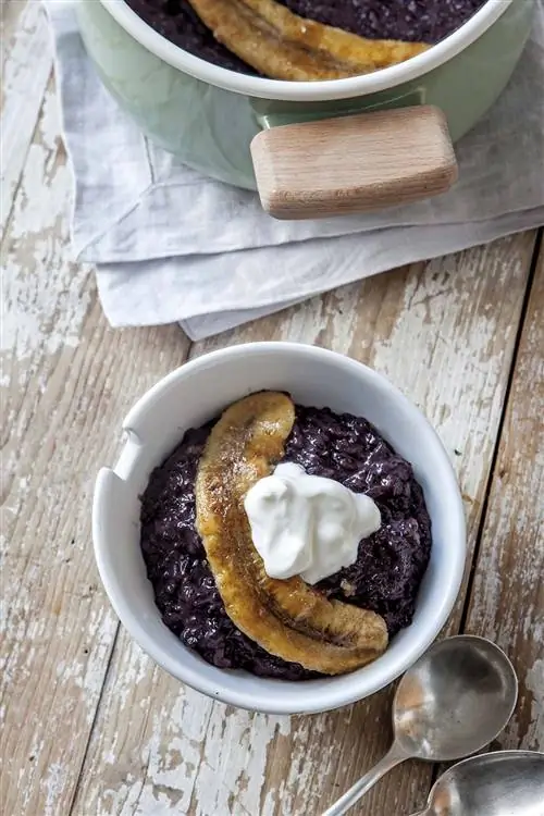 черный рисовый пудинг