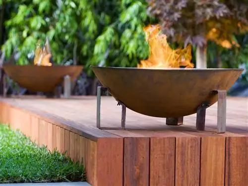 Стол, Трава, Дерево, Чаша, Характеристики воды, Вегетарианская еда, Двор, Мебель, Сад, Блюдо,