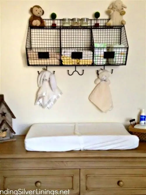 Продукт, Комната, Ящик, Белый, Стена, Клетка, Постельное белье, Зоотовары, Кровать, Серый,