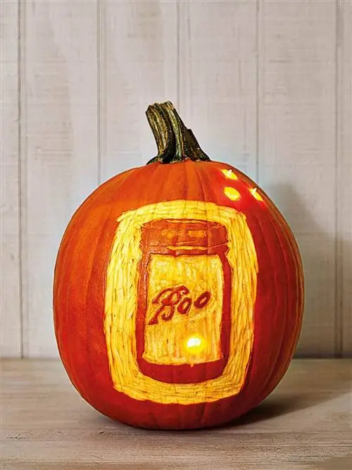 Хэллоуин украшаем тыкву оригинальной резьбой