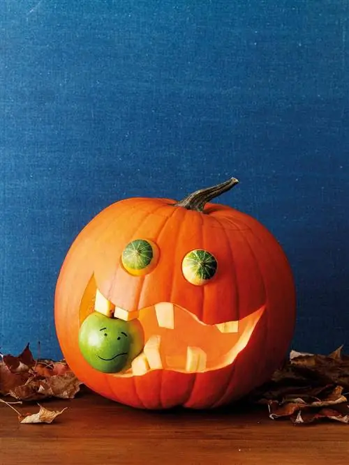 Хэллоуин украсить забавную тыкву фруктами