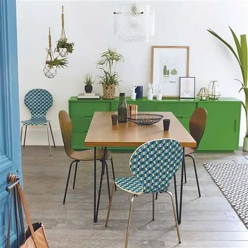 зелено-голубая столовая