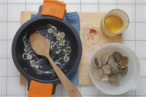 моллюски в шафрановом бульоне 2
