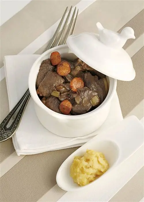 кабан с айвой