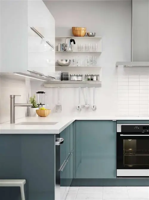 Зеленый, Комната, Белый, Стекло, Дизайн интерьера, Кухня, Дом, Серый, Посуда, Столешница,