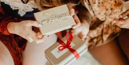 15 стильных девчачьих подарков для домашнего декора