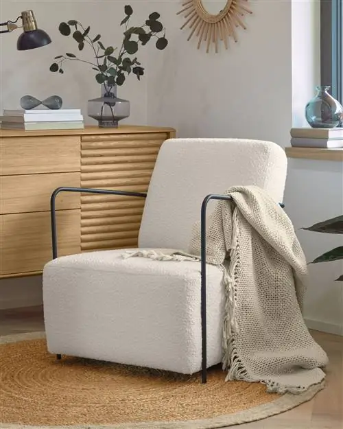 белое хлопковое одеяло с бахромой