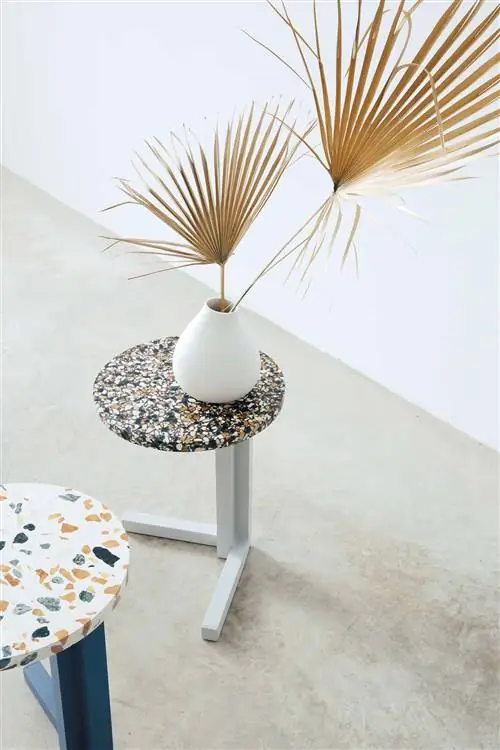 Испанский дизайн интерьера и столик cota mini