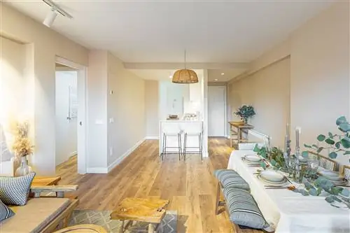 открытая кухня с барной стойкой