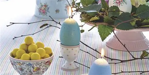 Идеальная Пасха за столом и дома