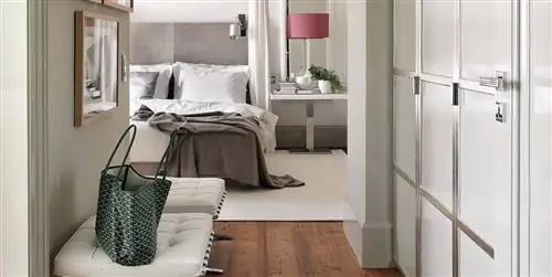 Одна спальня с гардеробной и ванной комнатой