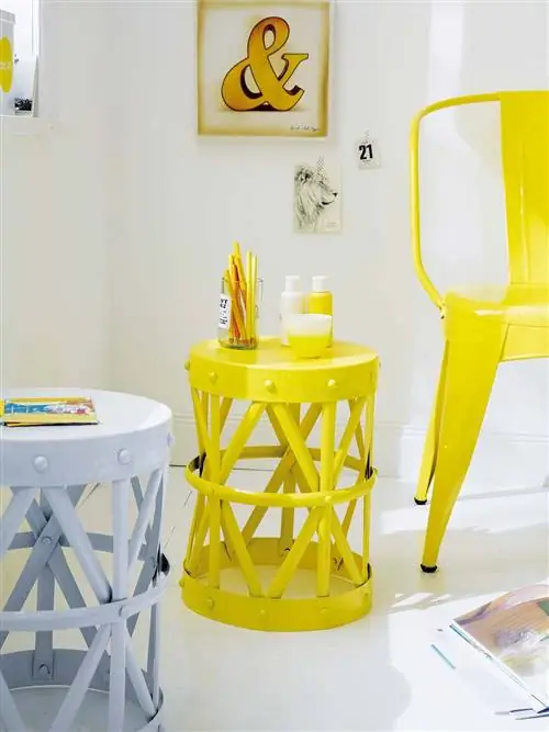 Желтый, Комната, Дизайн интерьера, Фоторамка, Краска, Пластик, Дизайн, Дизайн интерьера, Табуретка,