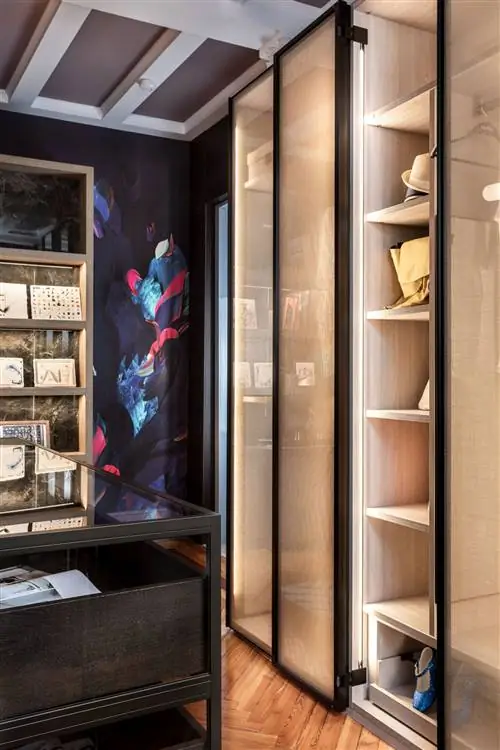 гардеробная с островом от фирмы uecko в casadecor
