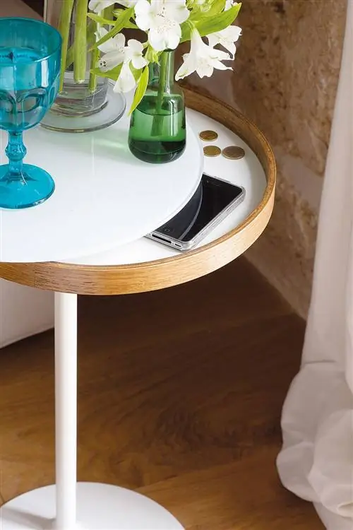 столы со скрытыми ящиками