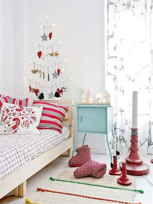 Синий, Комната, Дизайн интерьера, Ветка, Текстиль, Дом, Стена, Белый, Красный, Этаж,