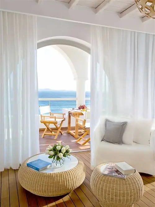 Комната, Мебель, Дизайн интерьера, Занавес, Гостиная, Люкс, Здание, Этаж, Стол, Дом,