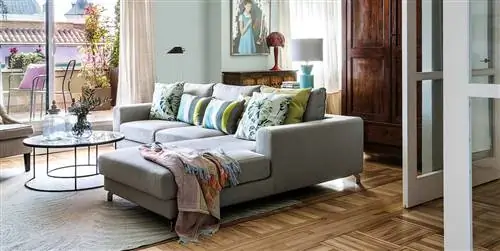 Метафора, которая в случае с этой светлой квартирой, открытой наружу, становится реальностью