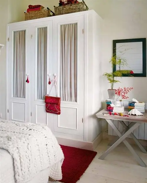 Комната, Дизайн интерьера, Текстиль, Пол, Стена, Стол, Пол, Дизайн интерьера, Дом, Постельное белье,