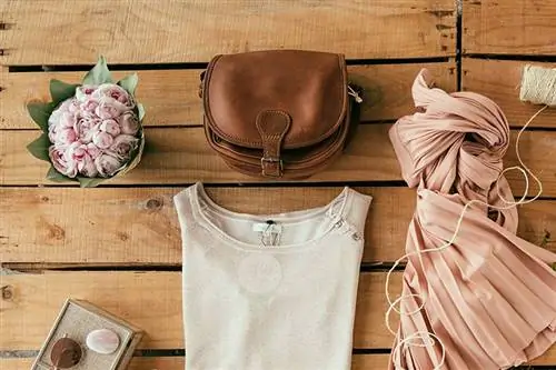 Уловки, чтобы организовать (хорошо) одежду в вашем шкафу