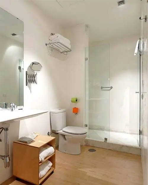 Комната, Архитектура, Этаж, Недвижимость, Дизайн интерьера, Стена, Пол, Потолок, Светильник, Дизайн интерьера,