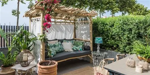 Терраса этого дуплекса в Жироне выглядит как Гавайи! ?