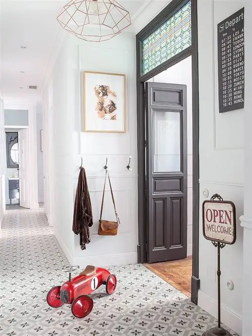 Этаж, пол, дверь, домашняя дверь, потолок, светильник, светильник, бирюзовый, дом, дверная ручка,