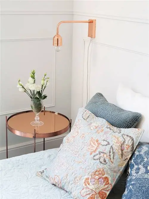 Комната, Текстиль, Стена, Дизайн интерьера, Белье, Стол, Постельные принадлежности, Дизайн интерьера, Аксессуары для дома, Серый,