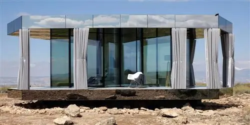 Фанаты Black Mirror, вот дом кепки. два