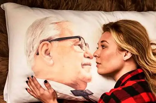 Kentucky Fried Chicken приступает к декорированию