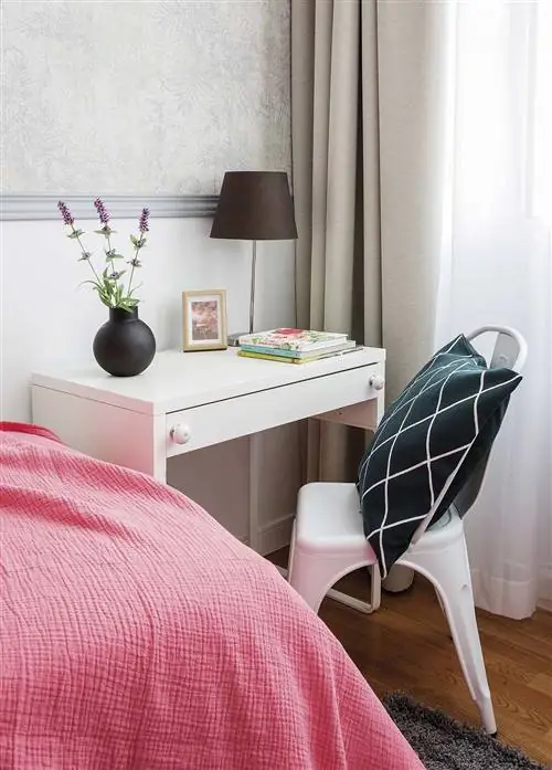 Столы и рабочие места дома