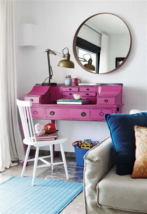 Столы и рабочие места дома