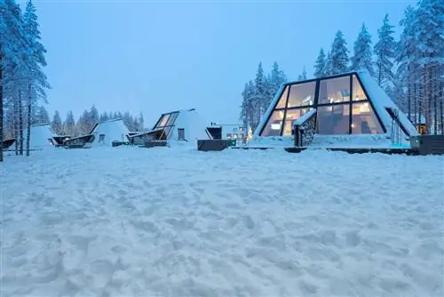 Снежная хижина Стеклянный курорт