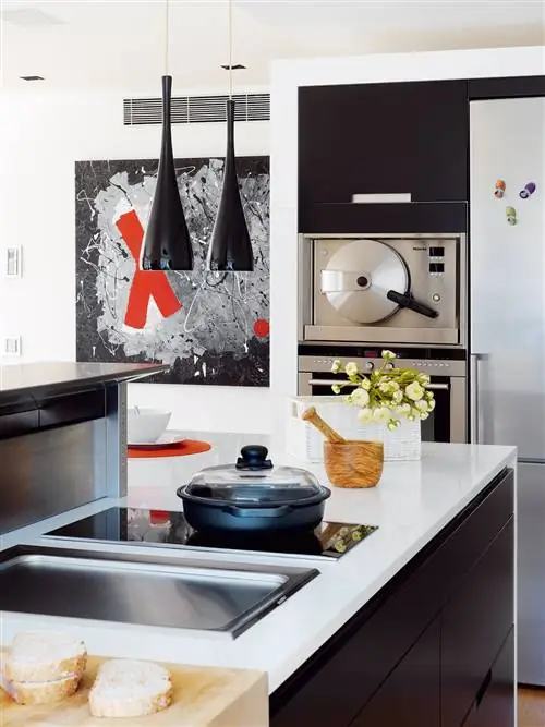 Столешница, Комната, Дизайн интерьера, Кухня, Мебель, Недвижимость, Дом, Черно-белое, Дом, Дизайн,