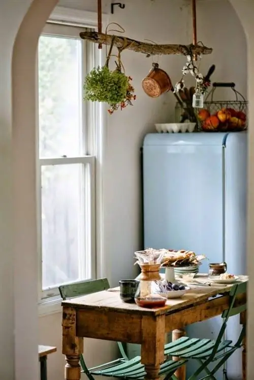 вешалка для сковороды